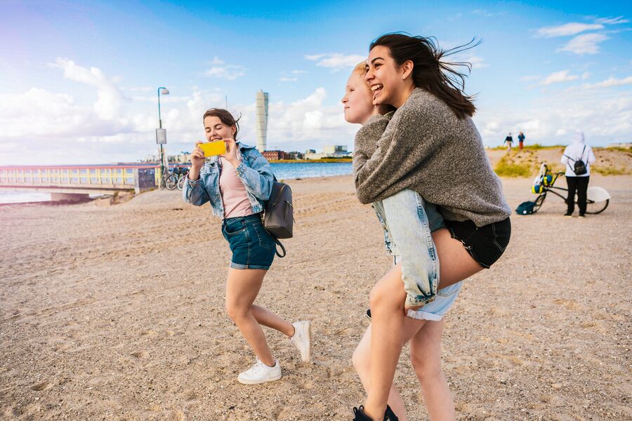 10 cose che ti fanno spendere in vacanza